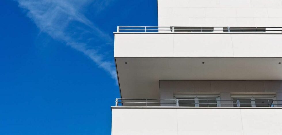 Refuerzo de Muros en Terrazas: Soluciones Técnicas para Reformas Exteriores Seguras y Duraderas