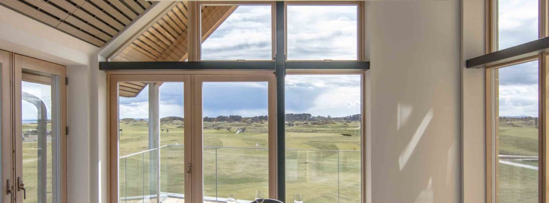 Techos lineales SHILUVIT – Madera maciza